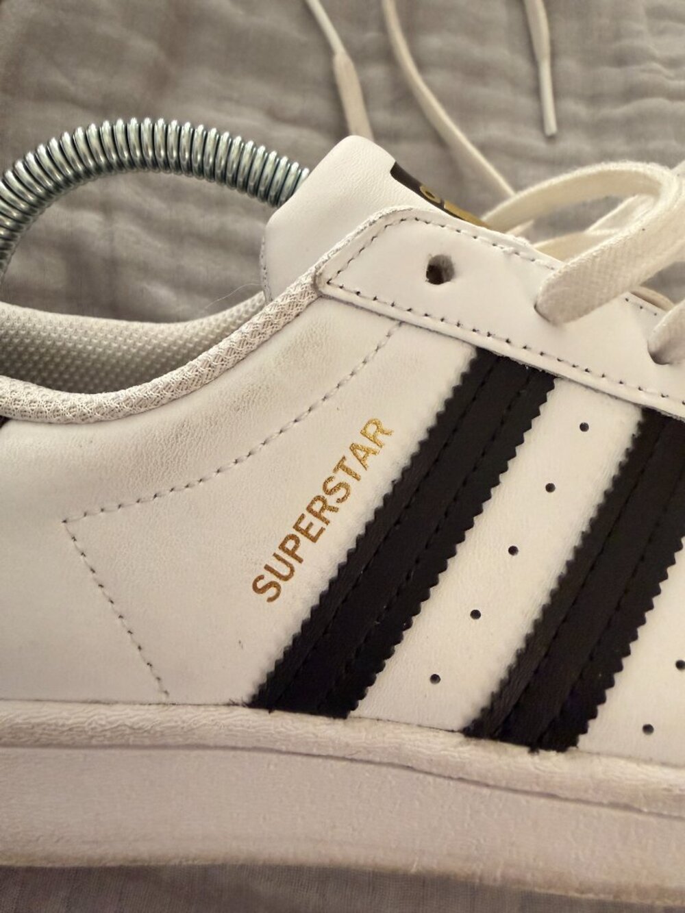 Adidas Superstar - Size 7.5 - Picture 4 of 9